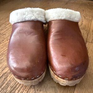Tessa Clogs with shearling insole